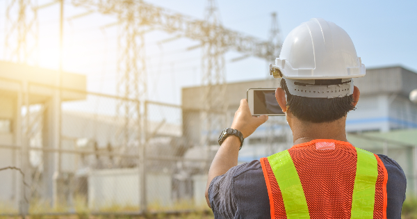 Cotney posting worksite photo